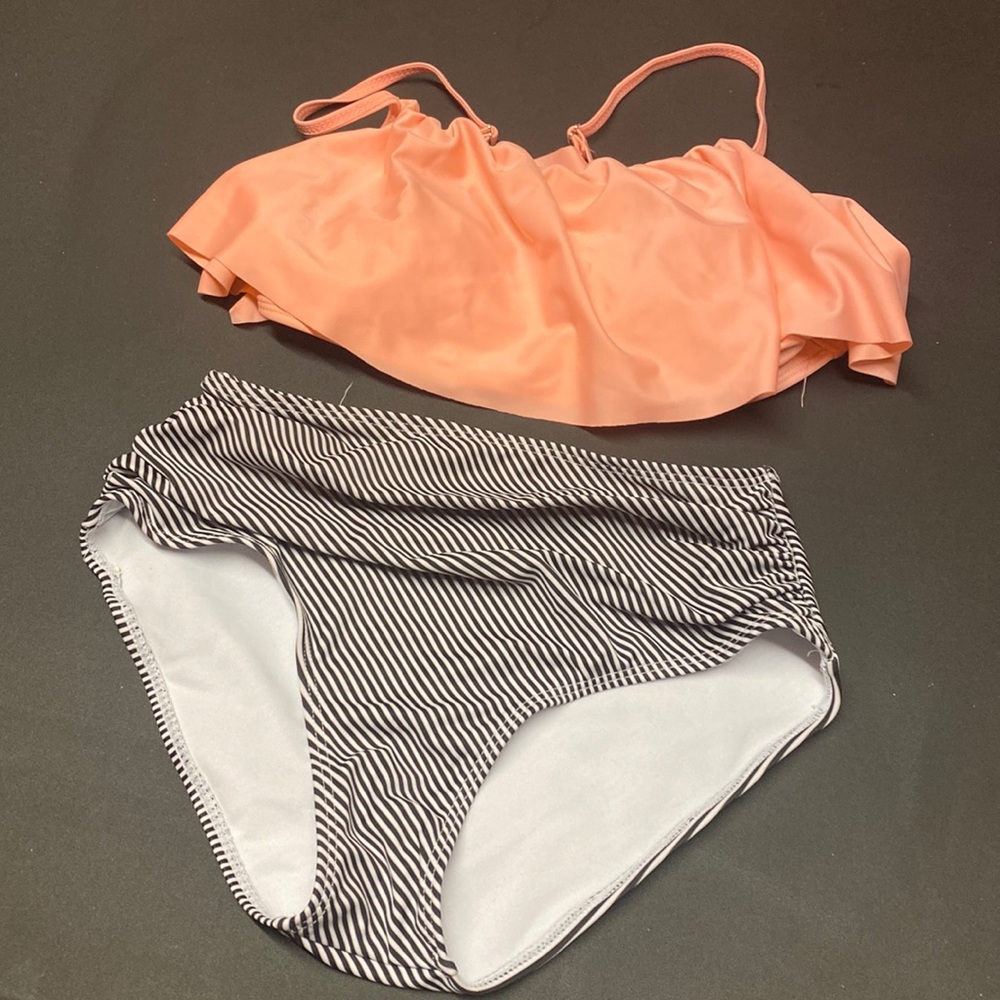 2 pcs swim suits size small